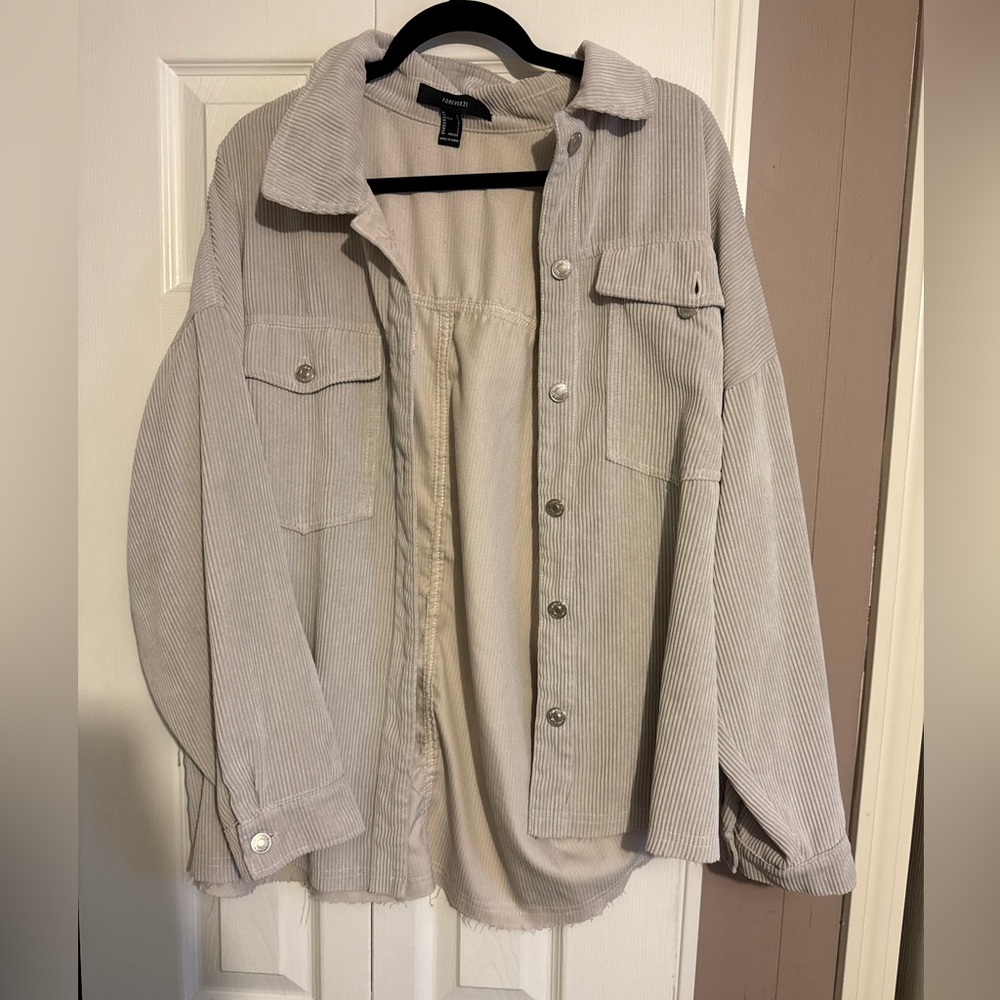 Forever 21 Corduroy Material. Metal buttons. Good condition. Light pink